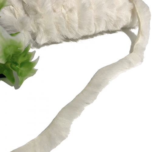 Pompom Bigode de Pelúcia por metro - Branco 01