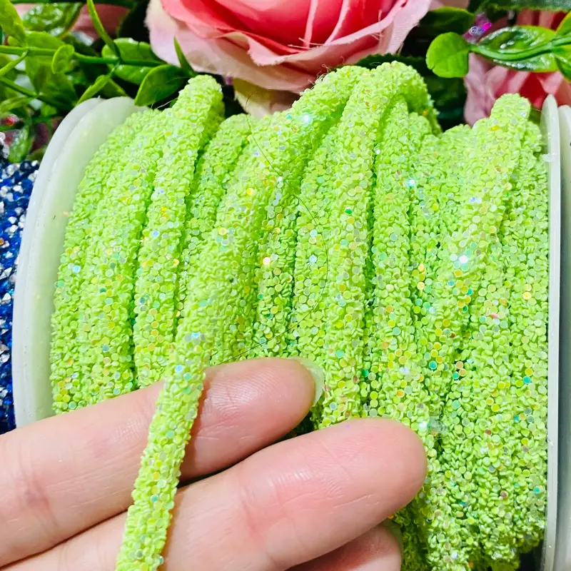 Tubo de Gliter/Paetê de 6mm com 1 metro Cor - VERDE NEON