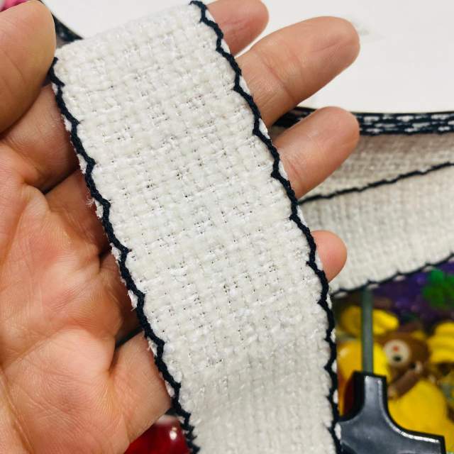 Fita Tweed Branca Borda Preta  - Branco 01