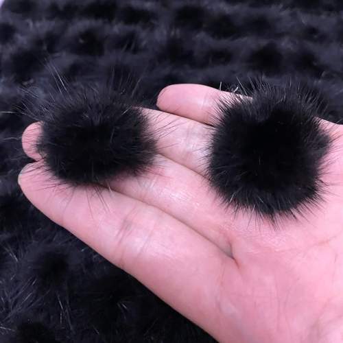 Meio Pompom de Pelúcia - Preto