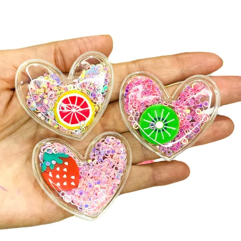 Aplique em plástico transparente coração lantejoulas glitter 4,5cm X 5cm - Coração com Laranja e  Glitter Colorido