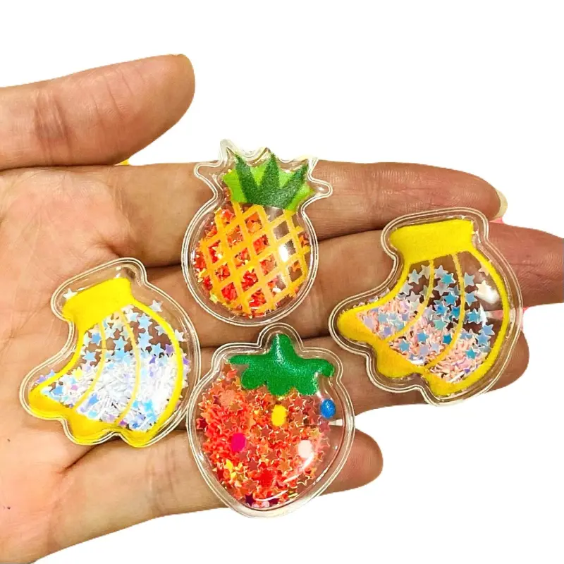 Aplique em Plástico transparente MORANGO LANTEJOULAS VERMELHA 3,5x3 cm - Morango Glitter Vermelho