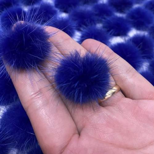 Meio Pompom de Pelúcia - Azul Royal