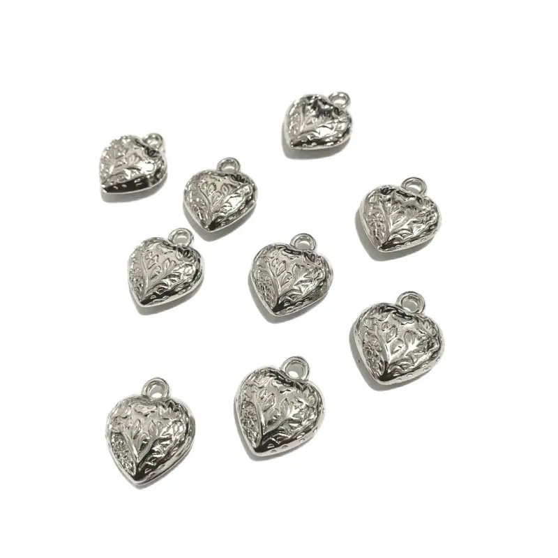 Pingente Coração de metal Níquel 15x17mm com 10 unidades - Prata