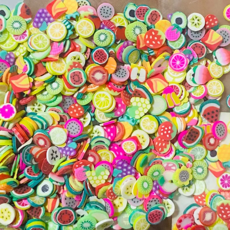 Aplique Mini Frutinhas Cores diversas pacote 15 Gramas aproximadamente 330 unidades - Colorido