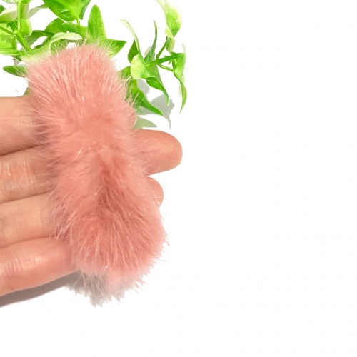 Pompom Bigode de Pelúcia - Rosê