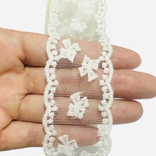 Fita de Renda Tule com Laços Branco - Branco 05