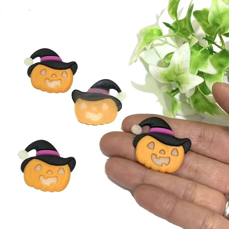 Aplique de Silicone Emborrachado Brilha no Escuro Abóbora Halloween 3,5cm 1 Unidade - Abóbora 118